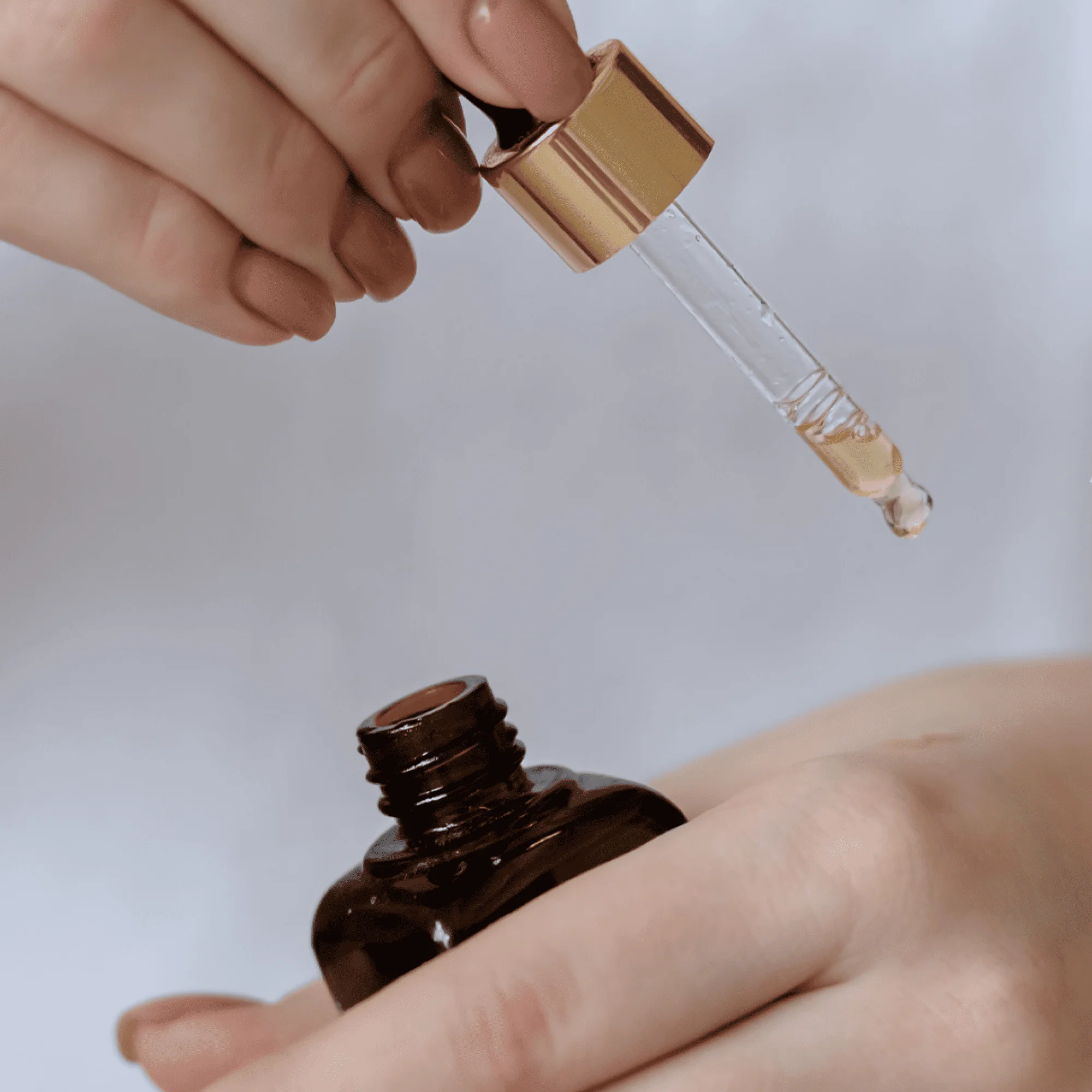 Balance & Restore Luxury Face Oil - Image 6
