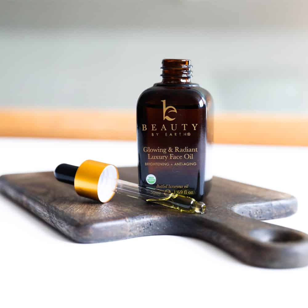 Glowing & Radiant Organic Facial Oil (VIP DEAL) - Image 3