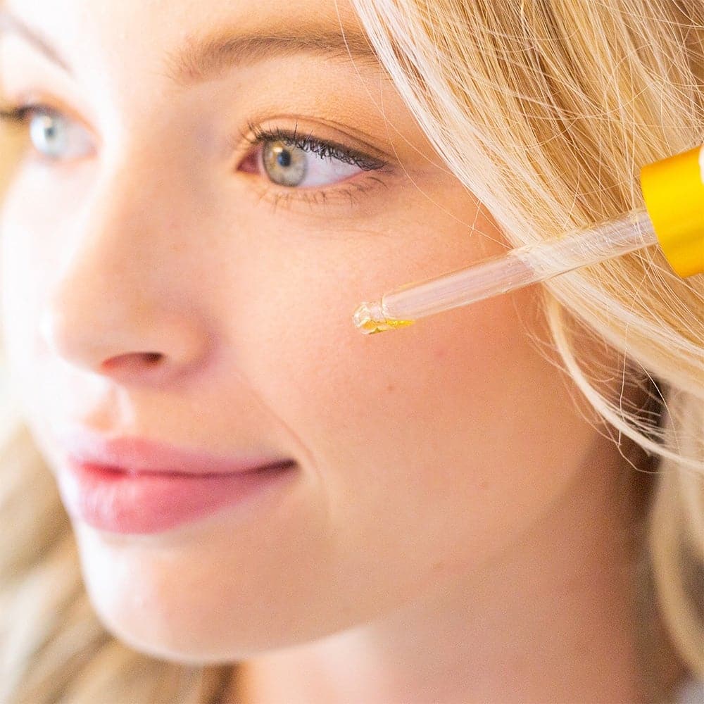 Glowing & Radiant Organic Facial Oil (VIP DEAL) - Image 4