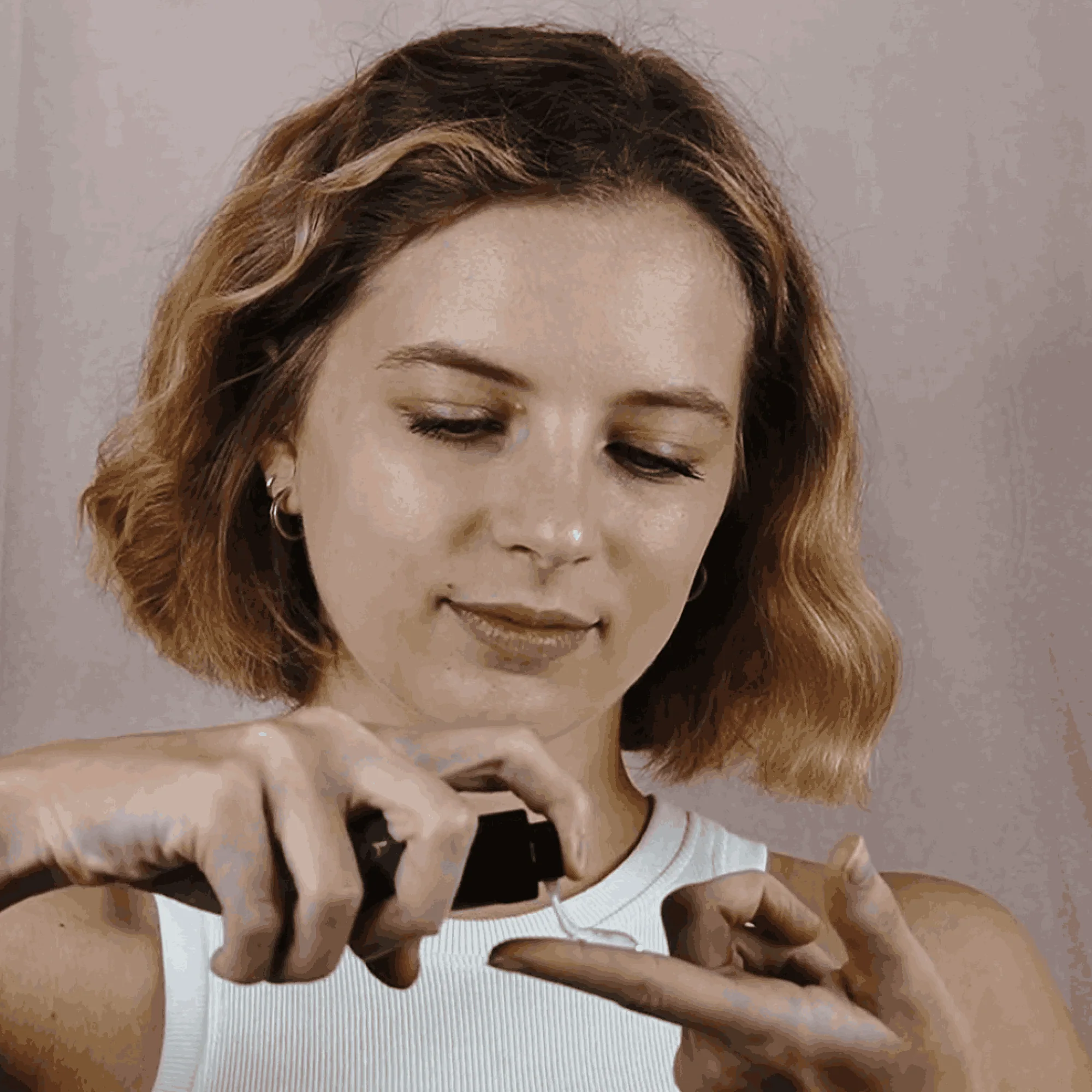 Hyaluronic Acid Serum - Image 8