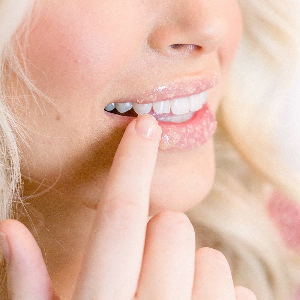 Organic Vanilla Lip Scrub - Image 4