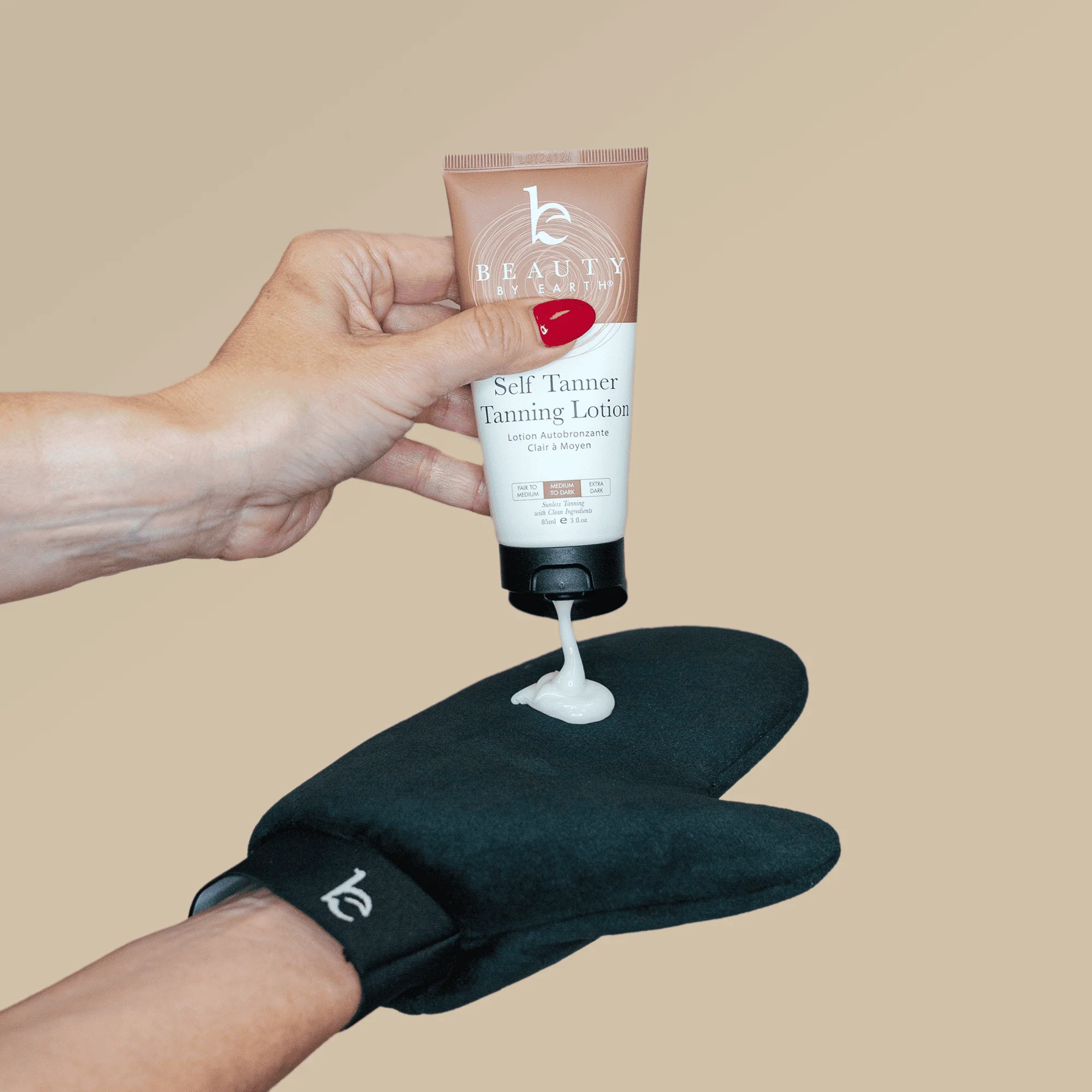 Self Tanner Body Lotion (Travel Size) - Image 4