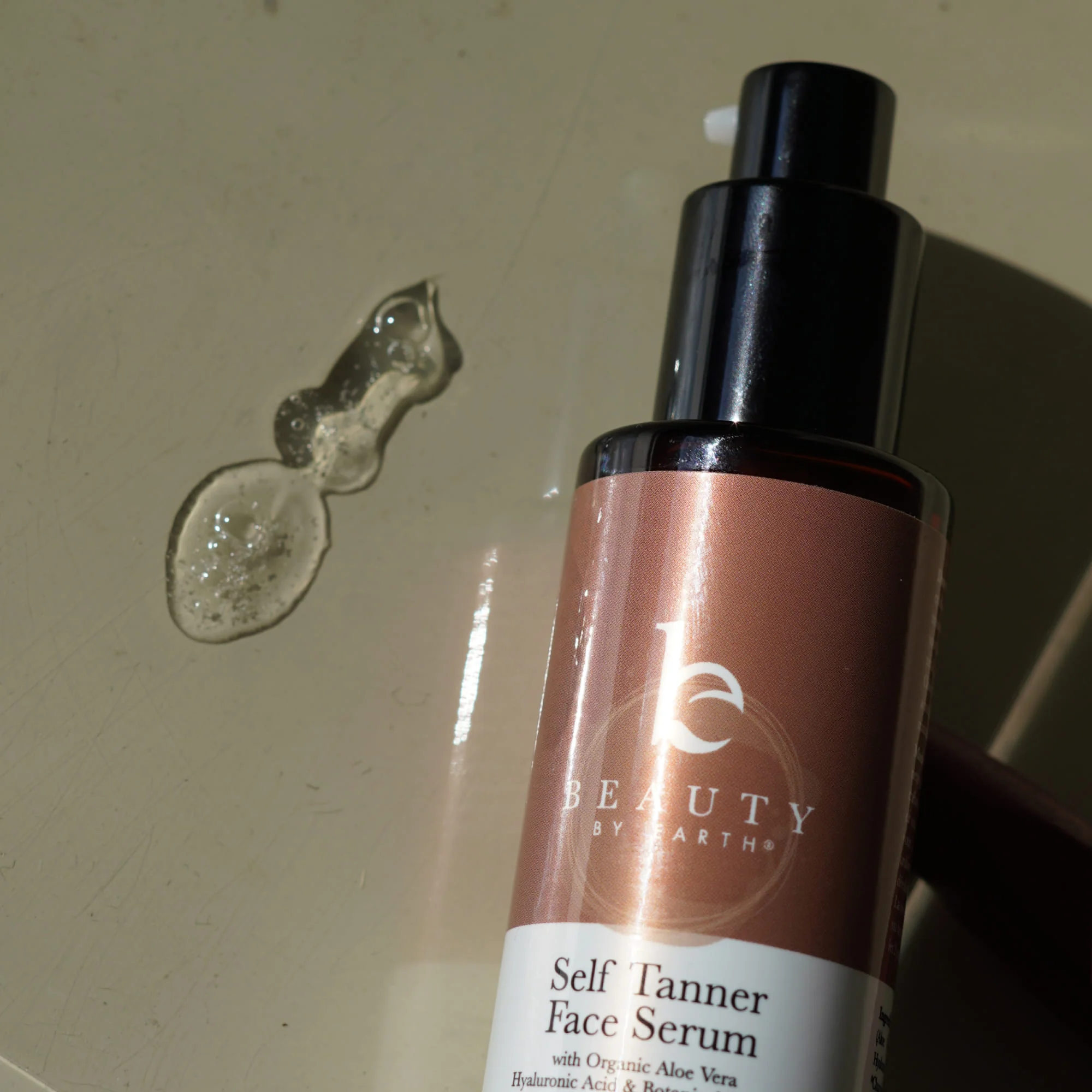 Self Tanner Face Serum - Image 3