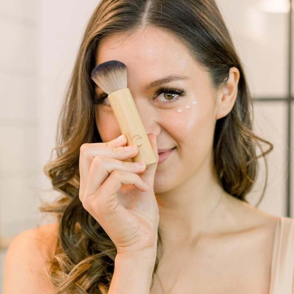 Self Tanner Kabuki Facial Brush (FREE) - Image 5