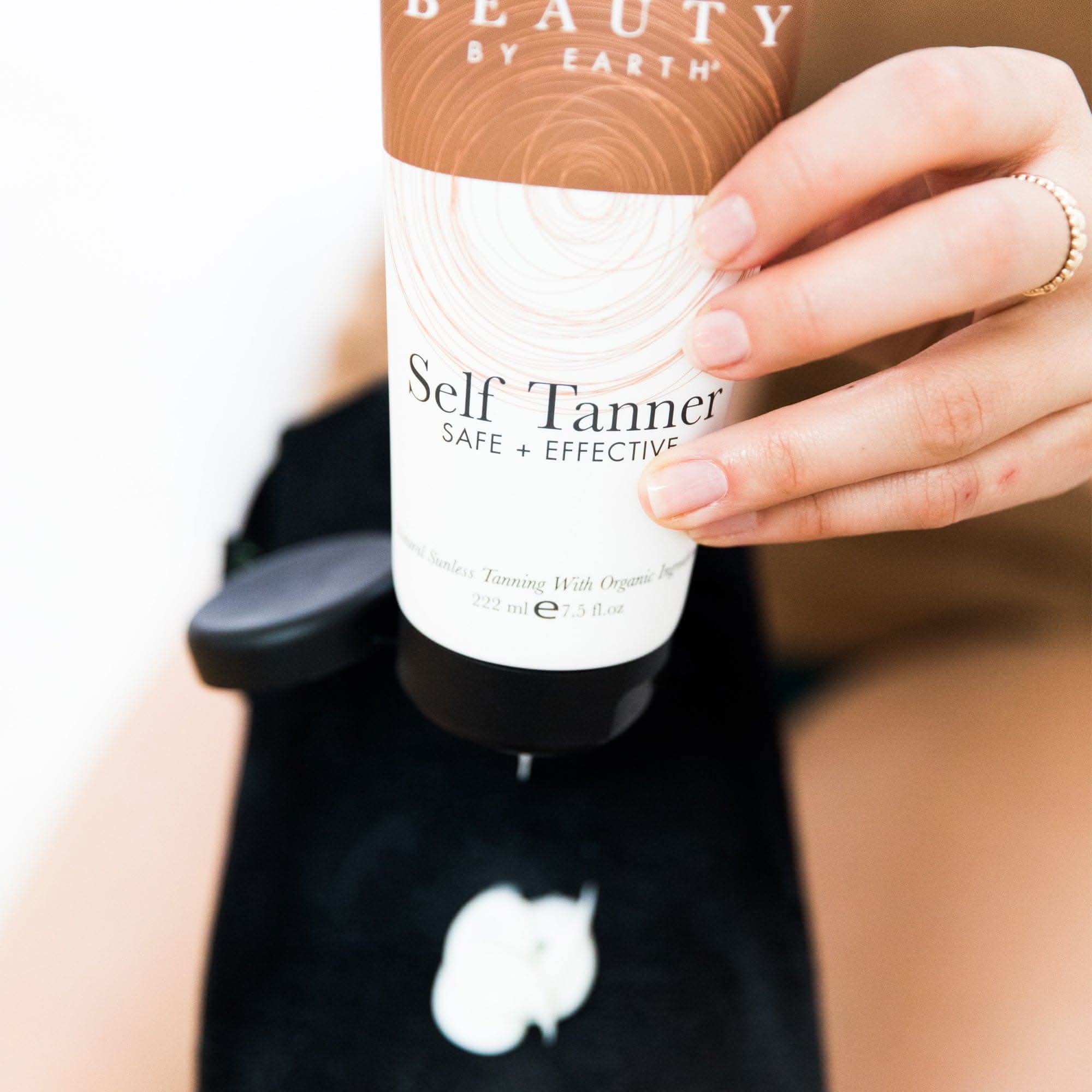 Self Tanning Application Kit (3-Piece Set) (FREE) - Image 7